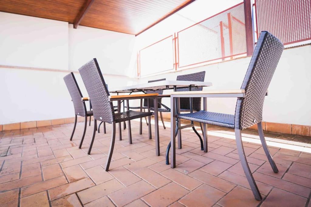 Atico Con Terraza Privada Cerca De La Catedral Apartment เซบีญา ภายนอก รูปภาพ